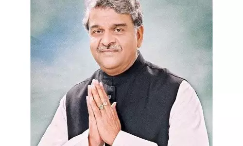 Congress प्रवक्ता अंशू अवस्थी ने पूर्व केंद्रीय मंत्री प्रकाश जयसवाल को दी श्रद्धांजलि Congress प्रवक्ता अंशू अवस्थी ने पूर्व केंद्रीय मंत्री प्रकाश जयसवाल को दी श्रद्धांजलि