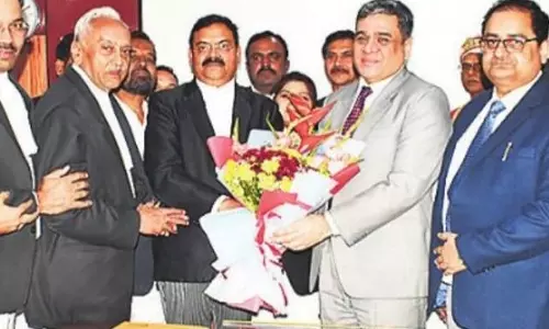 Bareilly: अधिवक्ताओं का उद्देश्य न्याय सुनिश्चित करना: जस्टिस भनोट
