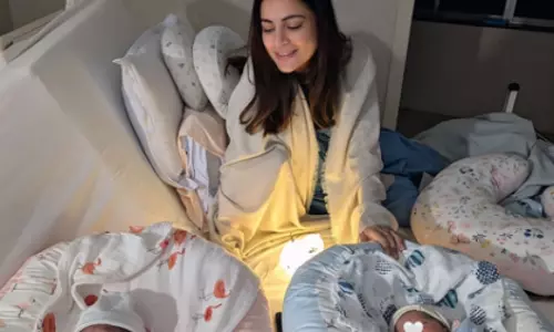 मदरहुड का एक साल पूरा, Shraddha Arya ने मनाया खास जश्न