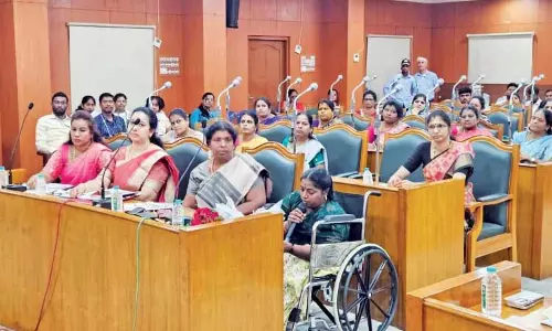 टेबल पर एक सीट, Jayanti Awad कॉर्पोरेशन में नॉमिनेट होने वाली पहली दिव्यांग सदस्य टेबल पर एक सीट, Jayanti Awad कॉर्पोरेशन में नॉमिनेट होने वाली पहली दिव्यांग सदस्य