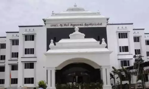 Tiruchi कॉर्पोरेशन ने सफाई कर्मचारियों के लिए फ्री मील स्कीम के लिए 15.91 करोड़ रुपये दिए Tiruchi कॉर्पोरेशन ने सफाई कर्मचारियों के लिए फ्री मील स्कीम के लिए 15.91 करोड़ रुपये दिए