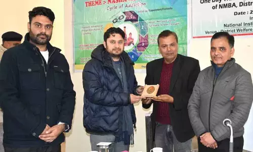 Mandi district ने वॉलंटियर ट्रेनिंग के साथ नशा विरोधी अभियान को आगे बढ़ाया Mandi district ने वॉलंटियर ट्रेनिंग के साथ नशा विरोधी अभियान को आगे बढ़ाया