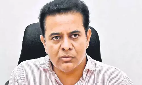 KTR ने दीक्षा दिवस पर ऐतिहासिक दिन को याद किया