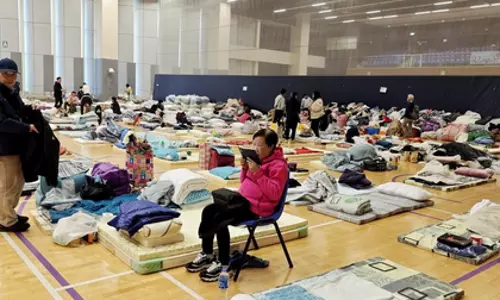 Hong Kong: आग से प्रभावित दो इमारतों में कोई अवशेष नहीं मिला