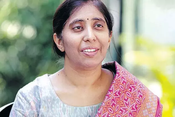 Hyderabad सीबीआई कोर्ट ने विवेका मर्डर केस में डॉ सुनीता की अर्जी पर सुनवाई की Hyderabad सीबीआई कोर्ट ने विवेका मर्डर केस में डॉ सुनीता की अर्जी पर सुनवाई की