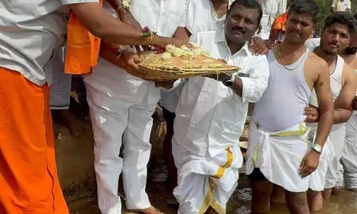 झीलों और तालाबों की वजह से किसानों की आजीविका में सुधार हुआ: Madala Virupakshappa
