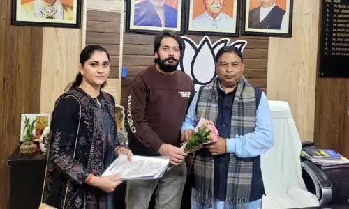 AIRNF डेलीगेशन ने J&K में नर्सिंग से जुड़ी समस्याओं का जल्द समाधान मांगा AIRNF डेलीगेशन ने J&K में नर्सिंग से जुड़ी समस्याओं का जल्द समाधान मांगा