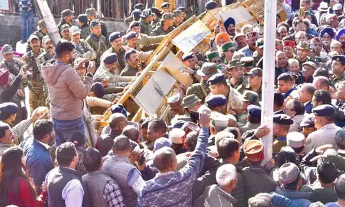 Himachal: पेंशनर्स की बड़ी रैली ने देरी से मिलने वाले फ़ायदों पर ध्यान खींचा