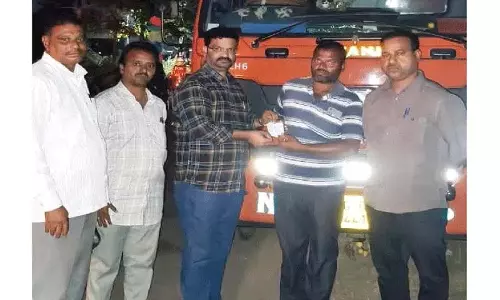 बिना license वाले अनाज खरीदार पर जुर्माना
