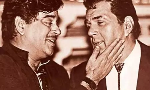 धर्मेंद्र को याद कर भावुक हुए शत्रुघ्न सिन्हा, बोले, वो हमारे दिलों में हमेशा जिंदा रहेंगे