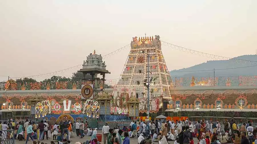 तीर्थस्थलों पर ऑनलाइन रूम बुकिंग से Karnataka एंडोमेंट डिपार्टमेंट का रेवेन्यू बढ़ा तीर्थस्थलों पर ऑनलाइन रूम बुकिंग से Karnataka एंडोमेंट डिपार्टमेंट का रेवेन्यू बढ़ा
