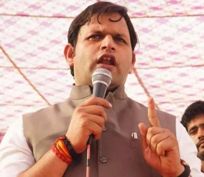 Haryana : हम सरकार हैं ज़िम्मेदारी से भाग नहीं सकते खिलाड़ियों की मौत पर खेल मंत्री Haryana : हम सरकार हैं ज़िम्मेदारी से भाग नहीं सकते खिलाड़ियों की मौत पर खेल मंत्री