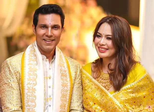 Randeep Hooda और लिन लैशराम एनिवर्सरी पर अपने पहले बच्चे की उम्मीद कर रहे Randeep Hooda और लिन लैशराम एनिवर्सरी पर अपने पहले बच्चे की उम्मीद कर रहे