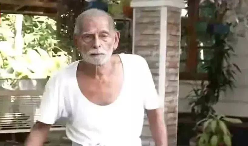 Kerala लोकल बॉडी चुनाव में 90 साल के इस उम्मीदवार के लिए उम्र सिर्फ़ एक नंबर Kerala लोकल बॉडी चुनाव में 90 साल के इस उम्मीदवार के लिए उम्र सिर्फ़ एक नंबर