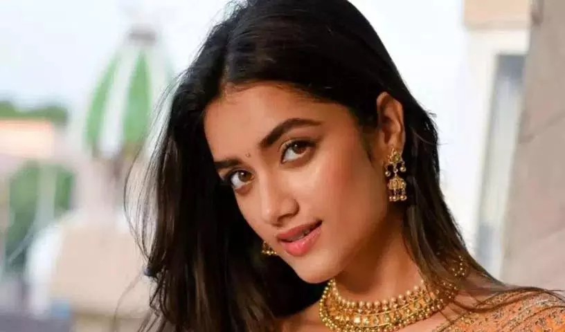 भाग्यश्री बोरसे Tollywood में हॉट टॉपिक बन गई भाग्यश्री बोरसे Tollywood में हॉट टॉपिक बन गई