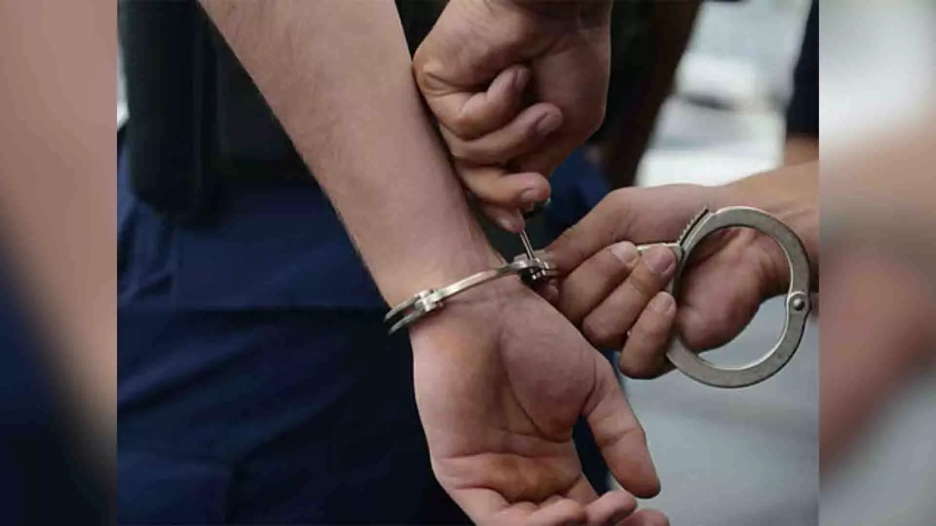 Hyderabad पुलिस कांस्टेबल डुप्लीकेट रोलेक्स चोरी करने के आरोप में गिरफ्तार Hyderabad पुलिस कांस्टेबल डुप्लीकेट रोलेक्स चोरी करने के आरोप में गिरफ्तार