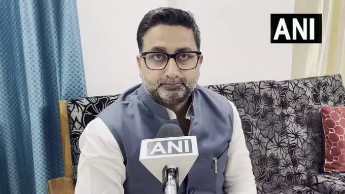 मंत्री दानिश अंसारी का SIR पर बयान: अखिलेश यादव की घबराहट लोकतंत्र कमजोर करने का संकेत मंत्री दानिश अंसारी का SIR पर बयान: अखिलेश यादव की घबराहट लोकतंत्र कमजोर करने का संकेत