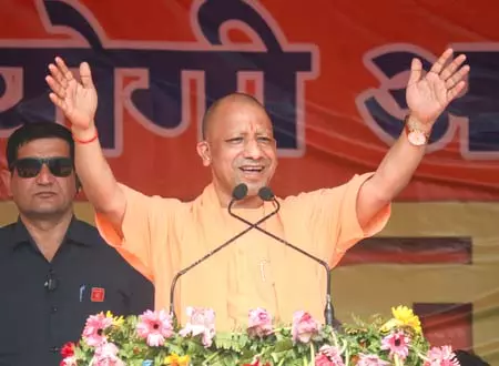 मिशन शक्ति ने बदली तस्वीर, यूपी में महिला सुरक्षा बनी सुशासन की पहचान मिशन शक्ति ने बदली तस्वीर, यूपी में महिला सुरक्षा बनी सुशासन की पहचान