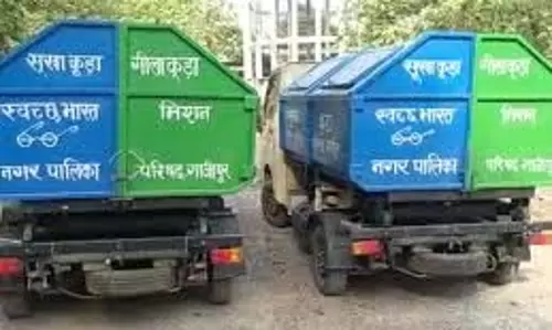 Mauganj: नगर पालिका की तीन कचरा गाड़ियों से बैटरियां उखाड़ ले गए चोर, पुलिस जांच में जुटी Mauganj: नगर पालिका की तीन कचरा गाड़ियों से बैटरियां उखाड़ ले गए चोर, पुलिस जांच में जुटी