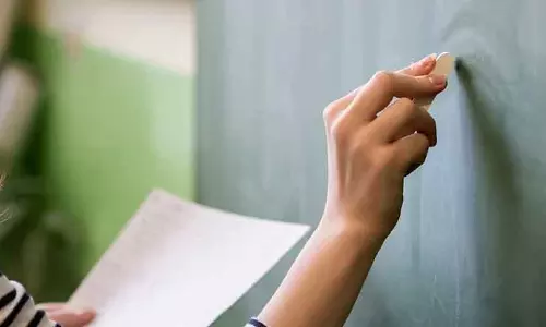 सरकारी प्री-प्राइमरी स्कूलों में गेस्ट टीचरों के II PU में 50% नंबर होने चाहिए