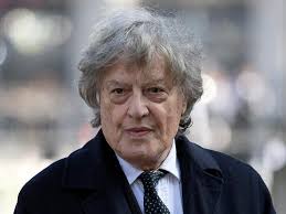 Tom Stoppard, आइडियाज़ के नाटककार, का 88 साल की उम्र में निधन हो गया