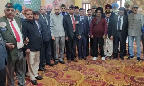 पूर्व सैनिकों ने वन रैंक वन पेंशन योजना में खामियों को लेकर government की आलोचना पूर्व सैनिकों ने वन रैंक वन पेंशन योजना में खामियों को लेकर government की आलोचना
