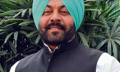 MLA प्रस्तावित बिलगा सीवेज पाइपलाइन के खिलाफ ग्रामीणों के विरोध में शामिल हुए MLA प्रस्तावित बिलगा सीवेज पाइपलाइन के खिलाफ ग्रामीणों के विरोध में शामिल हुए