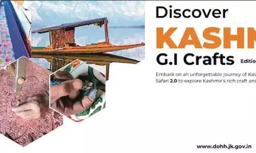 हस्तशिल्प विभाग ने Kashmir के GI शिल्प पर उत्कृष्ट टेबल बुक का विमोचन किया हस्तशिल्प विभाग ने Kashmir के GI शिल्प पर उत्कृष्ट टेबल बुक का विमोचन किया