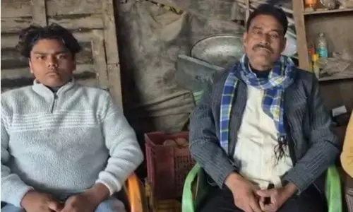 SIR अभियान: 40 साल बाद घर लौटा बेटा, हिंदू से मुस्लिम बना था