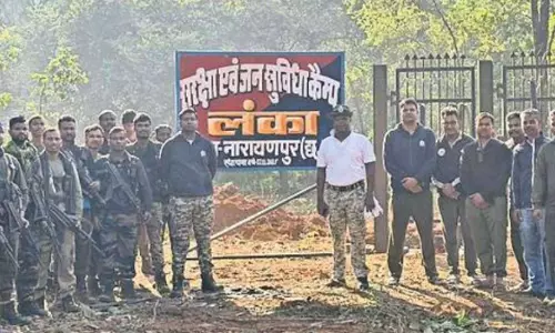 लंका तक पक्की सड़क बनाई गई, फोर्स का योगदान रहा अहम