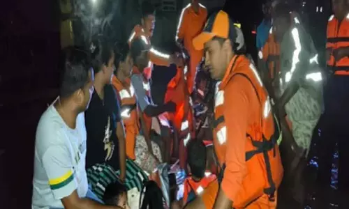 ऑपरेशन सागर बंधु: NDRF टीमें बाढ़ प्रभावित Sri Lanka में बचाव कार्यों में जुटी ऑपरेशन सागर बंधु: NDRF टीमें बाढ़ प्रभावित Sri Lanka में बचाव कार्यों में जुटी