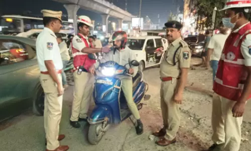 Cyberabad में शराब पीकर गाड़ी चलाने के आरोप में 983 लोग पकड़े गए
