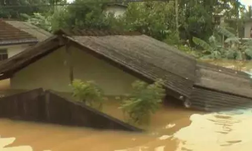 साइक्लोन दितवाह से 190+ मौतें, भारत ने Sri Lanka को बचाव में मदद की साइक्लोन दितवाह से 190+ मौतें, भारत ने Sri Lanka को बचाव में मदद की