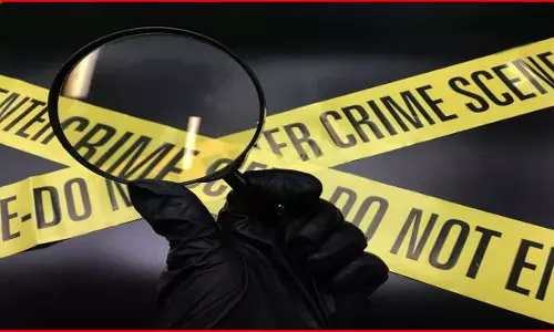 पत्नी का मर्डर: पति ने शव के साथ सेल्फी लेकर सोशल मीडिया पर किया शेयर, जानें क्या लिखा?