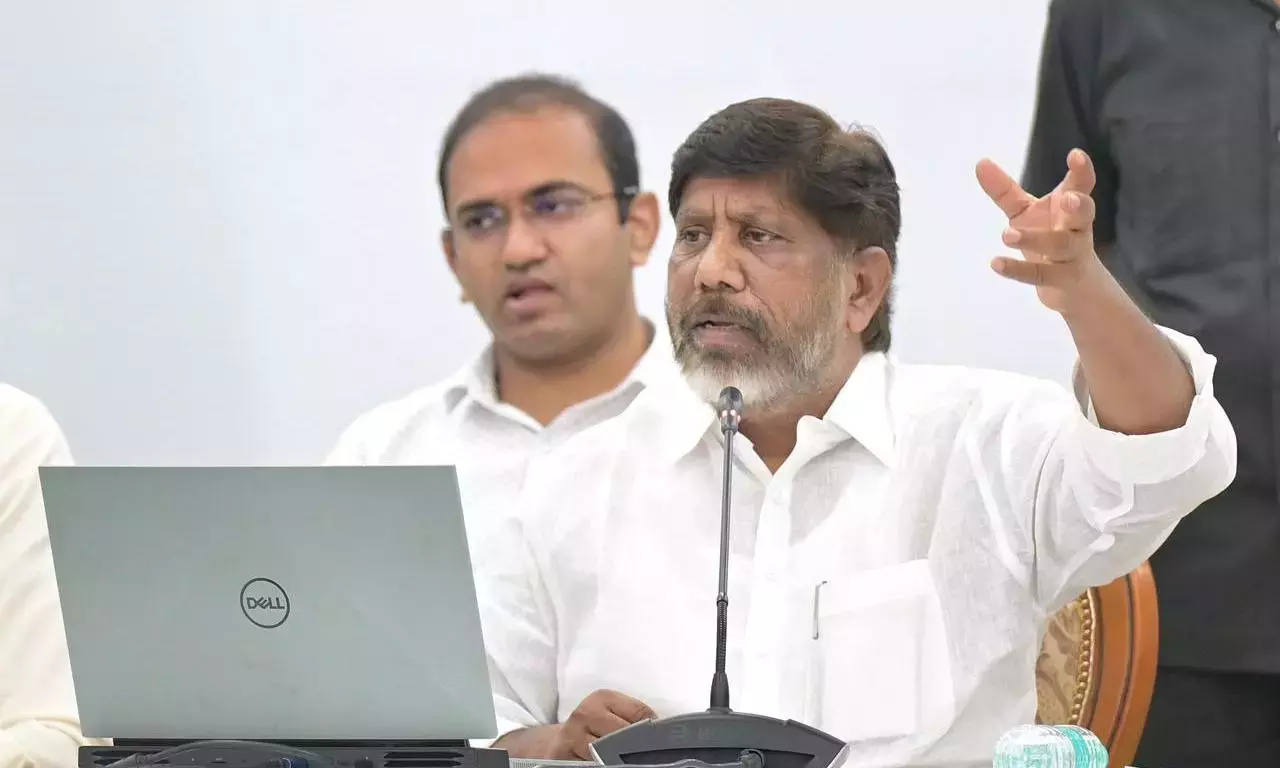 Telangana : भट्टी ने सरकारी कर्मचारियों के लंबित बिलों में 707.30 करोड़ रुपये जारी करने का आदेश