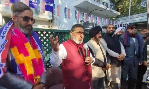 Bukhari ने जम्मू-कश्मीर के लोगों के साथ बातचीत की मांग दोहराई Bukhari ने जम्मू-कश्मीर के लोगों के साथ बातचीत की मांग दोहराई