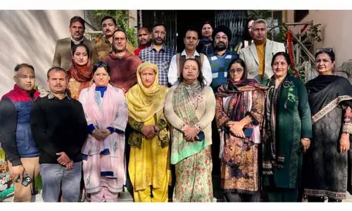 SCERT जम्मू ने स्कूलों में बैगलेस डे लागू करने पर चर्चा की SCERT जम्मू ने स्कूलों में बैगलेस डे लागू करने पर चर्चा की