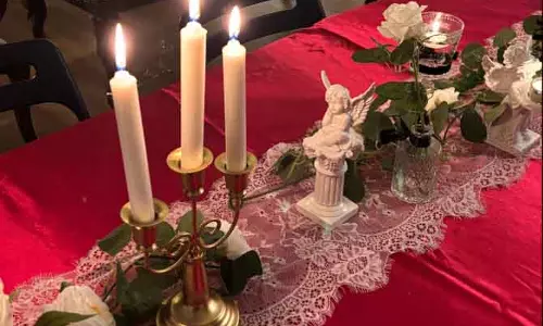 Salaam’ वर्कशॉप: अलखोबार में महिलाओं के लिए शांति और कला की सुरक्षित जगह Salaam’ वर्कशॉप: अलखोबार में महिलाओं के लिए शांति और कला की सुरक्षित जगह