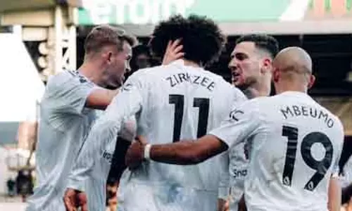 Manchester United ने क्रिस्टल पैलेस को 2-1 से हराकर हासिल किए सभी पॉइंट्स