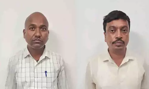 Hyderabad: डिजिटल अरेस्ट केस में बुजुर्ग को ठगने के आरोप में 3 गिरफ्तार Hyderabad: डिजिटल अरेस्ट केस में बुजुर्ग को ठगने के आरोप में 3 गिरफ्तार