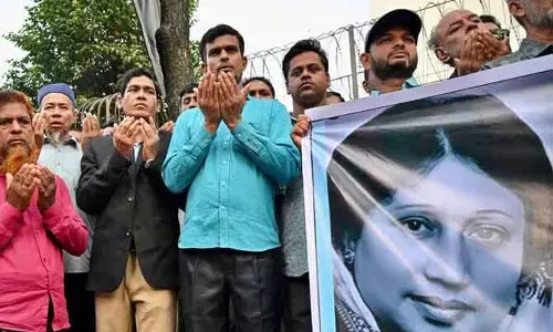 Bangladesh  की पूर्व पीएम खालिदा ज़िया की हालत गंभीर, बेटे ने वापसी पर जताई अनिश्चितता