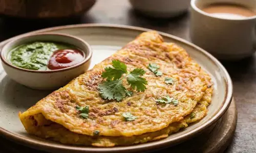 झटपट हेल्दी आलू चीला, Breakfastऔर स्नैक्स के लिए परफेक्ट
