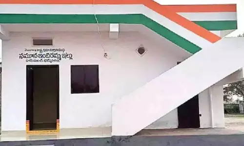 Sircilla कांग्रेस नेता ने इंदिराम्मा को घर न मिलने पर पार्टी छोड़ी