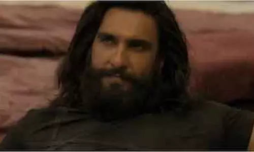 Ranveer Singh स्टारर धुरंधर की एडवांस बुकिंग, टिकट ₹2000 से ज्यादा