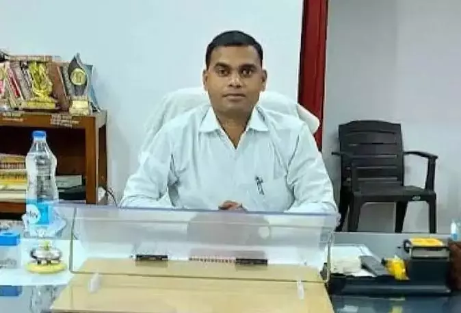 SDM की पत्नी ने लगाए गंभीर आरोप, जानकर उड़ जाएंगे होश SDM की पत्नी ने लगाए गंभीर आरोप, जानकर उड़ जाएंगे होश