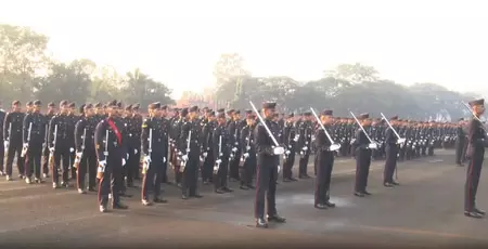 पुणे: एनडीए में 149वें बैच की पासिंग आउट परेड संपन्न, नौसेना प्रमुख एडमिरल दिनेश त्रिपाठी रहे मुख्य अतिथि पुणे: एनडीए में 149वें बैच की पासिंग आउट परेड संपन्न, नौसेना प्रमुख एडमिरल दिनेश त्रिपाठी रहे मुख्य अतिथि
