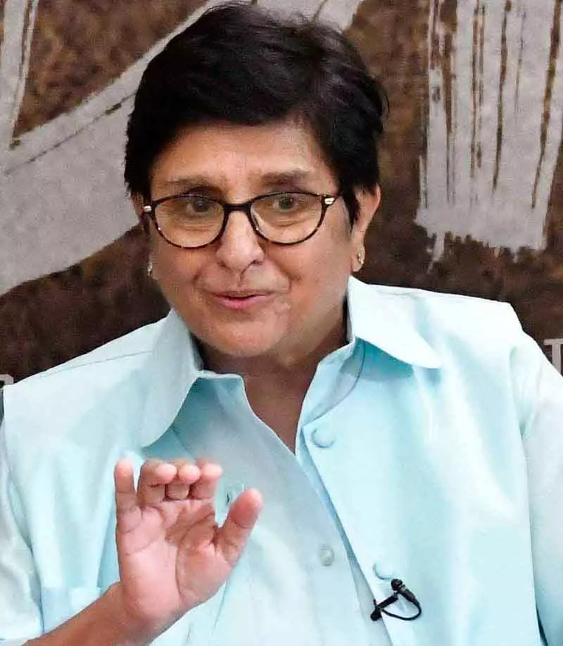 Kiran Bedi ने Delhi की हवा को लेकर PM से दखल की अपील की Kiran Bedi ने Delhi की हवा को लेकर PM से दखल की अपील की