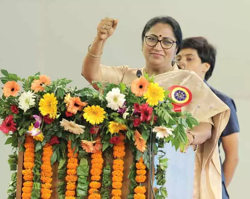 उज्ज्वला योजना के तहत 2.5 लाख परिवारों को LPG कनेक्शन दिए गए: Gupta उज्ज्वला योजना के तहत 2.5 लाख परिवारों को LPG कनेक्शन दिए गए: Gupta