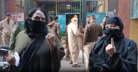 दिल्ली एमसीडी की 12 सीटों पर उपचुनाव: भाजपा-आप में कड़ी टक्कर, नेताओं ने अपनी-अपनी जीत के दावे किए दिल्ली एमसीडी की 12 सीटों पर उपचुनाव: भाजपा-आप में कड़ी टक्कर, नेताओं ने अपनी-अपनी जीत के दावे किए