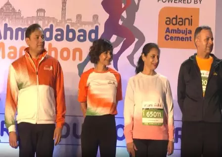 अदाणी अहमदाबाद मैराथन: प्रीति झंगियानी और मंदिरा बेदी ने सशस्त्र बलों को किया सलाम अदाणी अहमदाबाद मैराथन: प्रीति झंगियानी और मंदिरा बेदी ने सशस्त्र बलों को किया सलाम